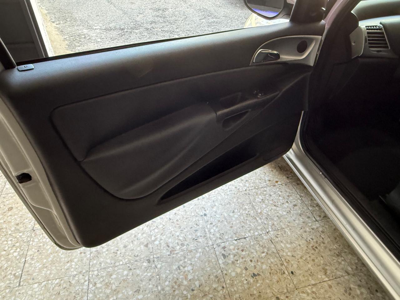 Lancia Ypsilon 1.2 Neopatentati