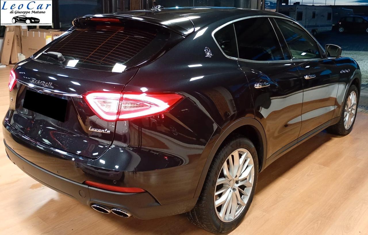 Maserati Levante V6 Diesel AWD Granlusso (Motore sostituito NUOVO a 120.000 km)