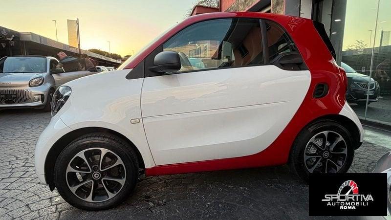 smart fortwo 229 EURO MENSILI fortwo 70 1.0 Passion