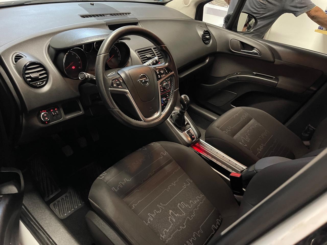 Opel Meriva 1.4 100CV Design Edition