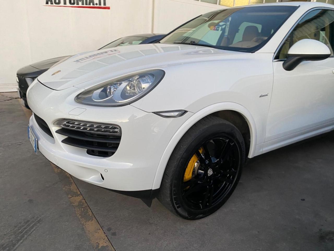 Porsche Cayenne 4.0 S Diesel CARBOCERAMICA