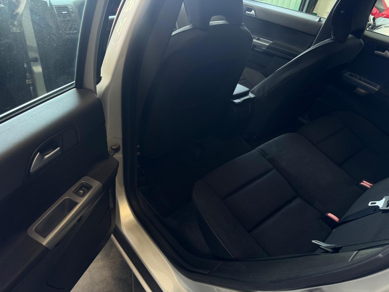 Volvo V50 D4 R-design