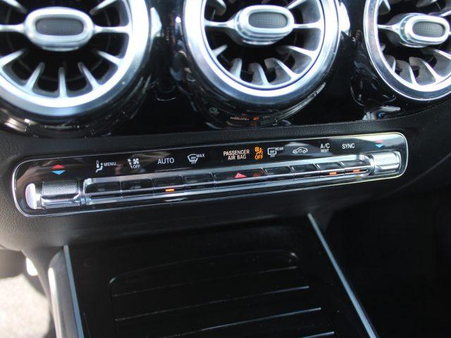 MERCEDES-BENZ GLA 200 d Automatic 4Matic Premium