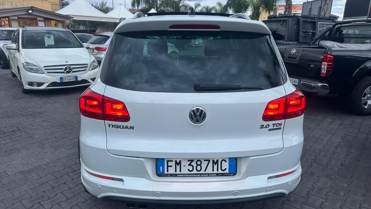 Volkswagen Tiguan 2.0 TDI DSG R-Line 4MOTION