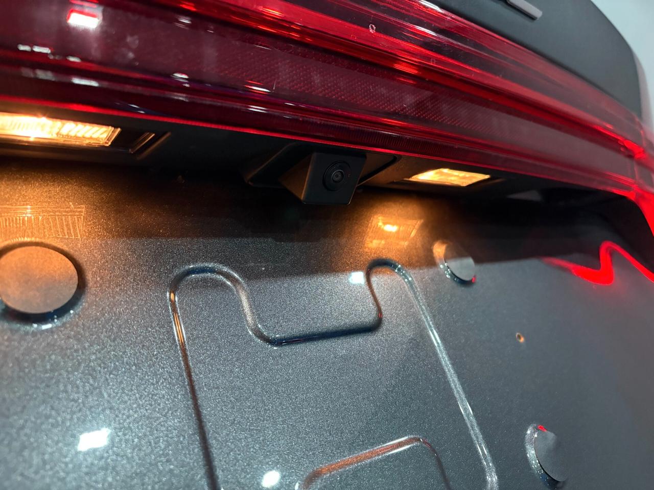 Cirelli 6 1.5 Premium 139cv 7 posti NUOVA - Linea Black