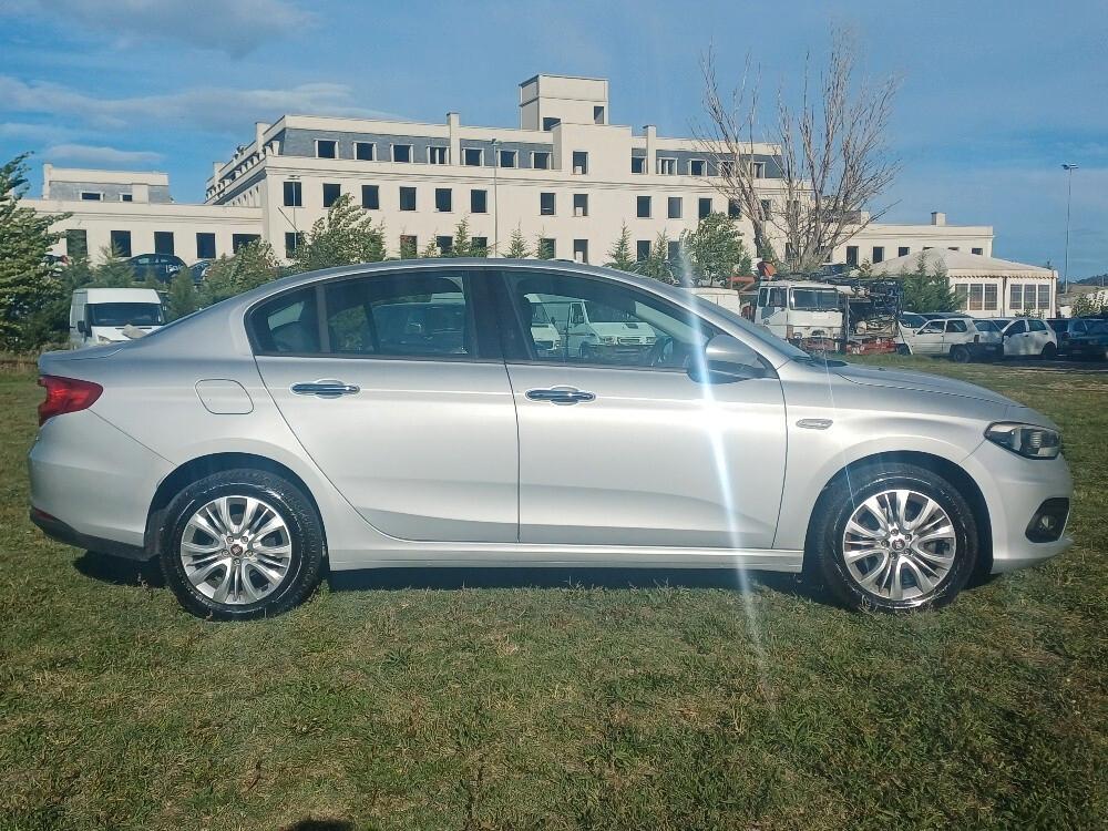 Fiat Tipo 1.400 16v Lounge 2016