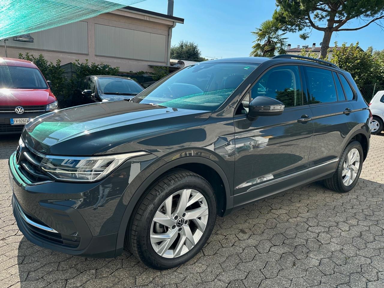Volkswagen Tiguan 2.0 TDI 150 CV SCR DSG 4MOTION Life