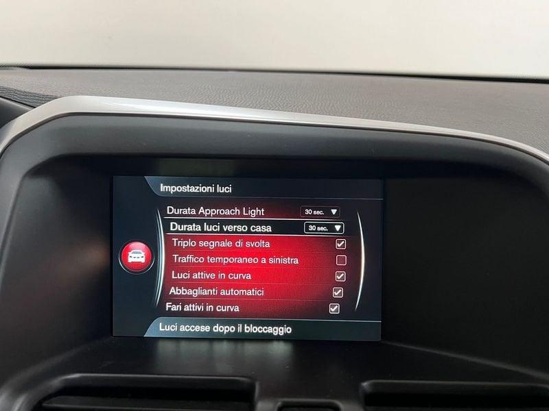 Volvo XC60 D4 190cv Geartronic R-Design Kinetic