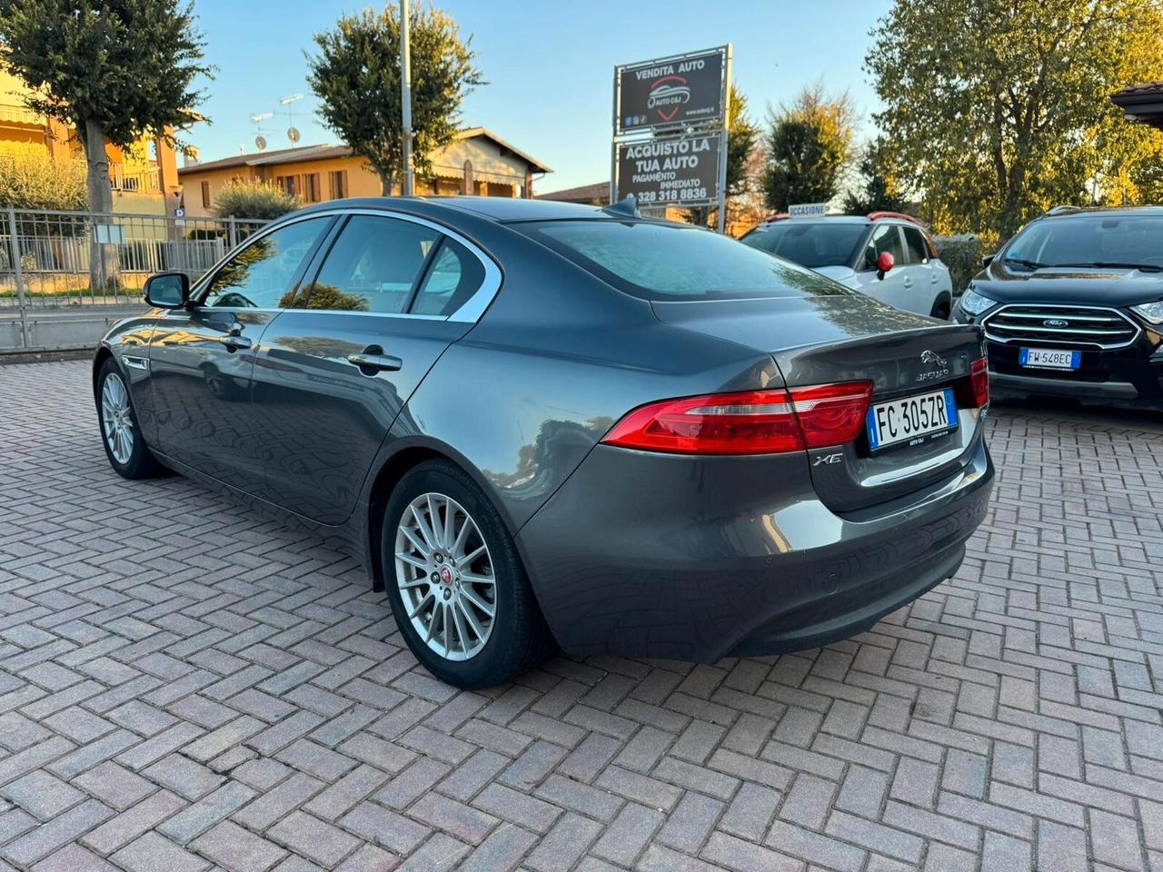 Jaguar XE 2.0 D Turbo aut. Portfolio