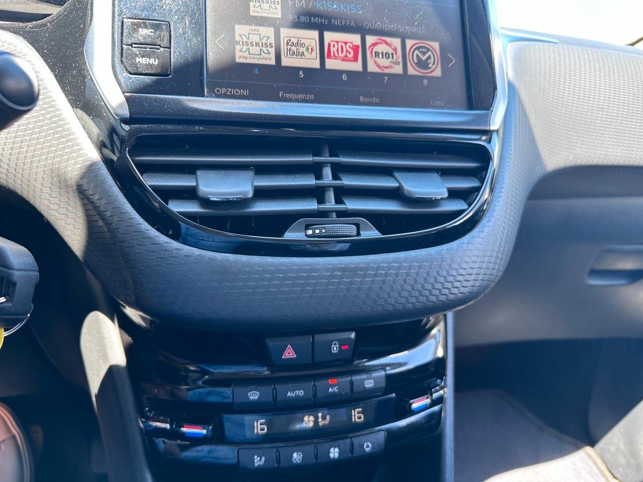 Peugeot 2008 BlueHDi 120 S&S Allure