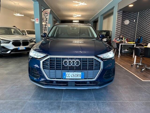 Audi Q3 35 TDI S tronic Business