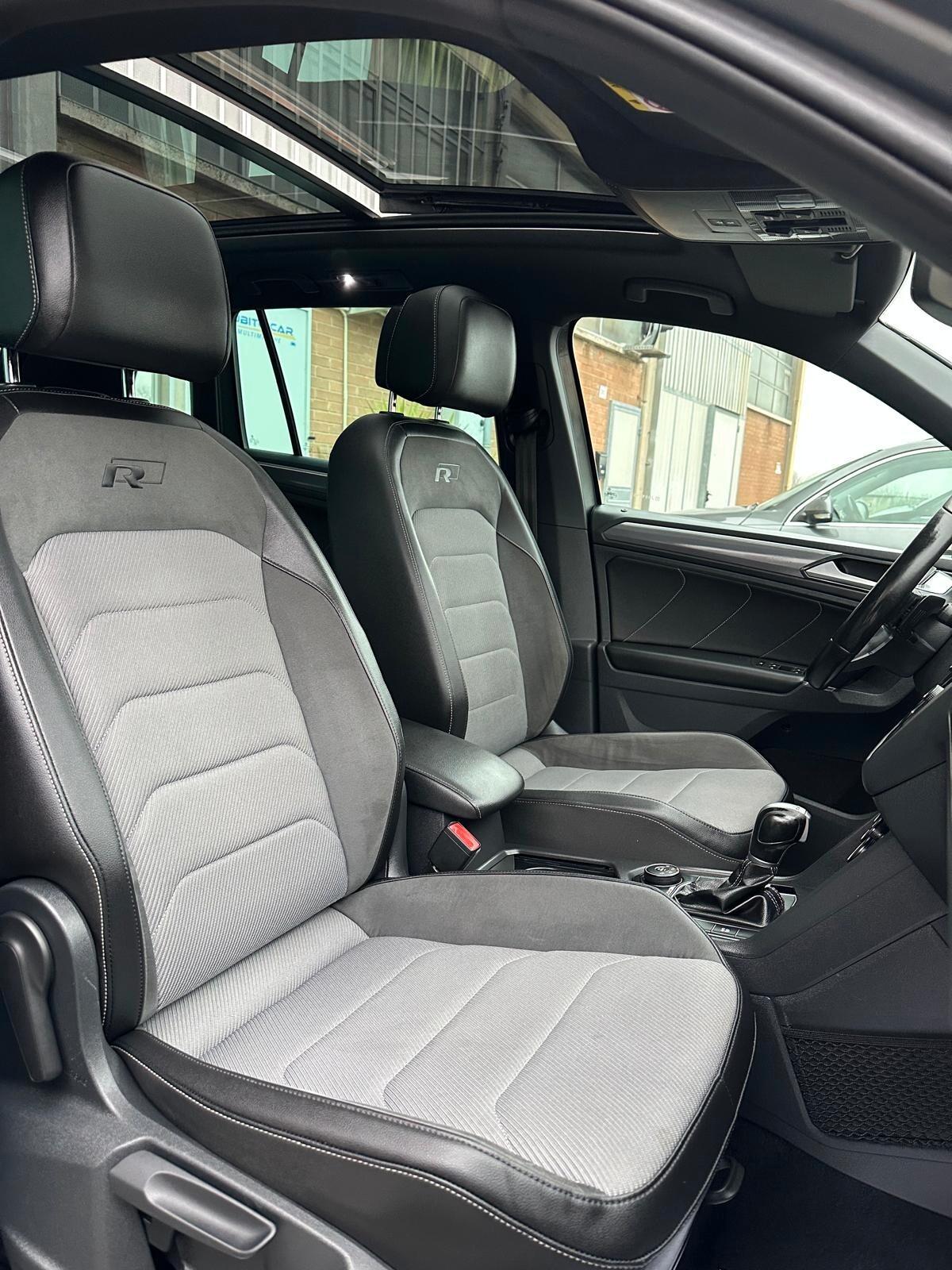 Volkswagen Tiguan 2.0 TDI SCR DSG 4MOTION R-LINE PACK TETTO PANORAMICO ED APRIBILE