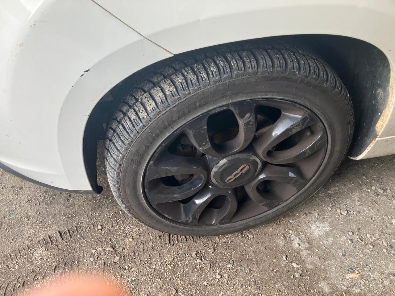 FIAT 500L 1.3 Mjt 85cv Lounge...no garanzia!!