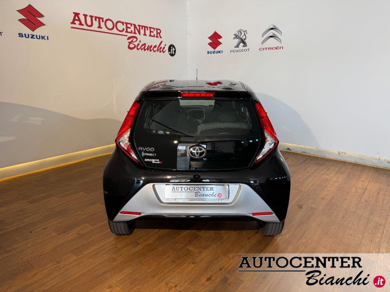 Toyota Aygo 5 Porte Aygo 5p 1.0 x-play 72cv