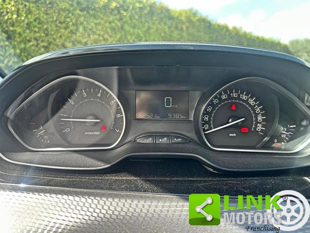 PEUGEOT 2008 1° serie PureTech 82 S&S Style GARANZIA 12 MESI