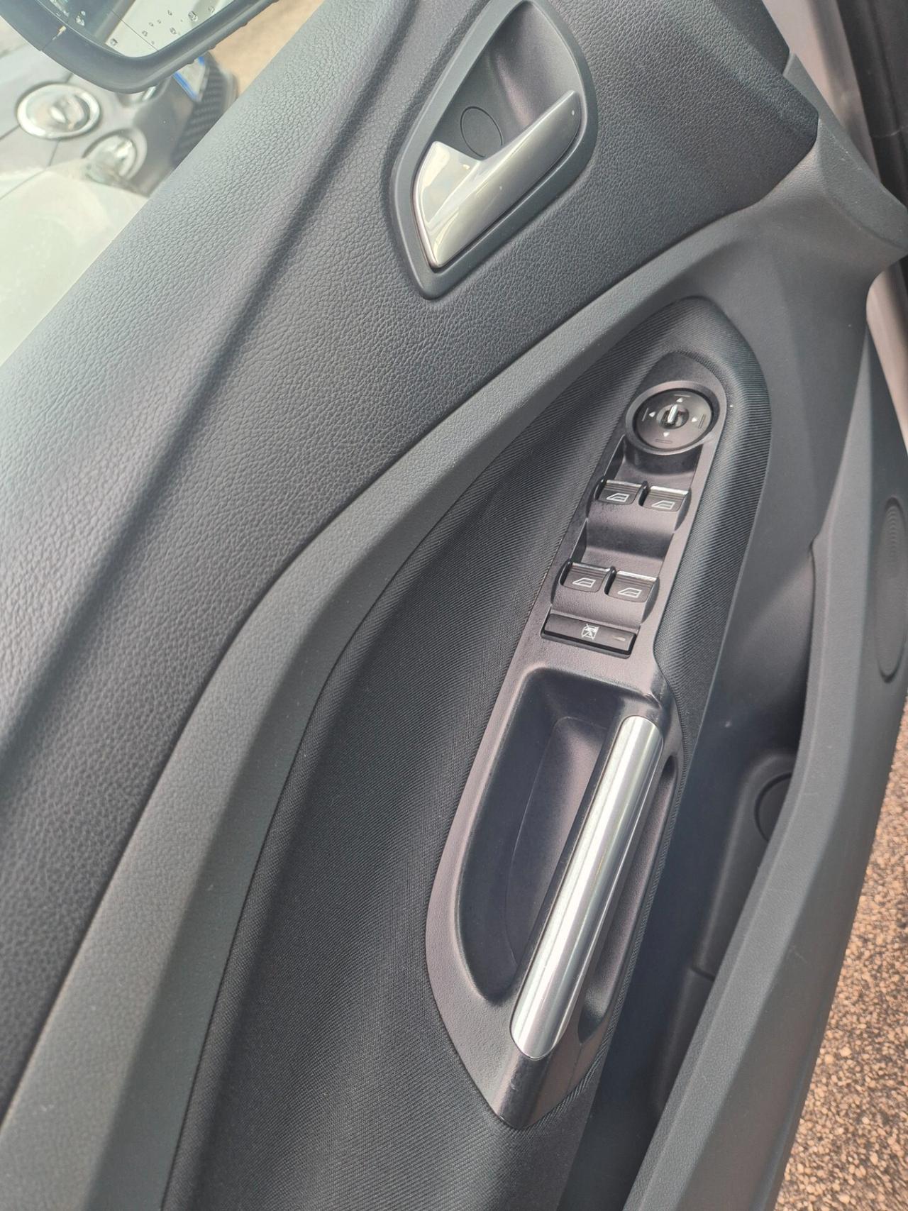 Ford C-Max 1.6 TDCi 115CV Plus