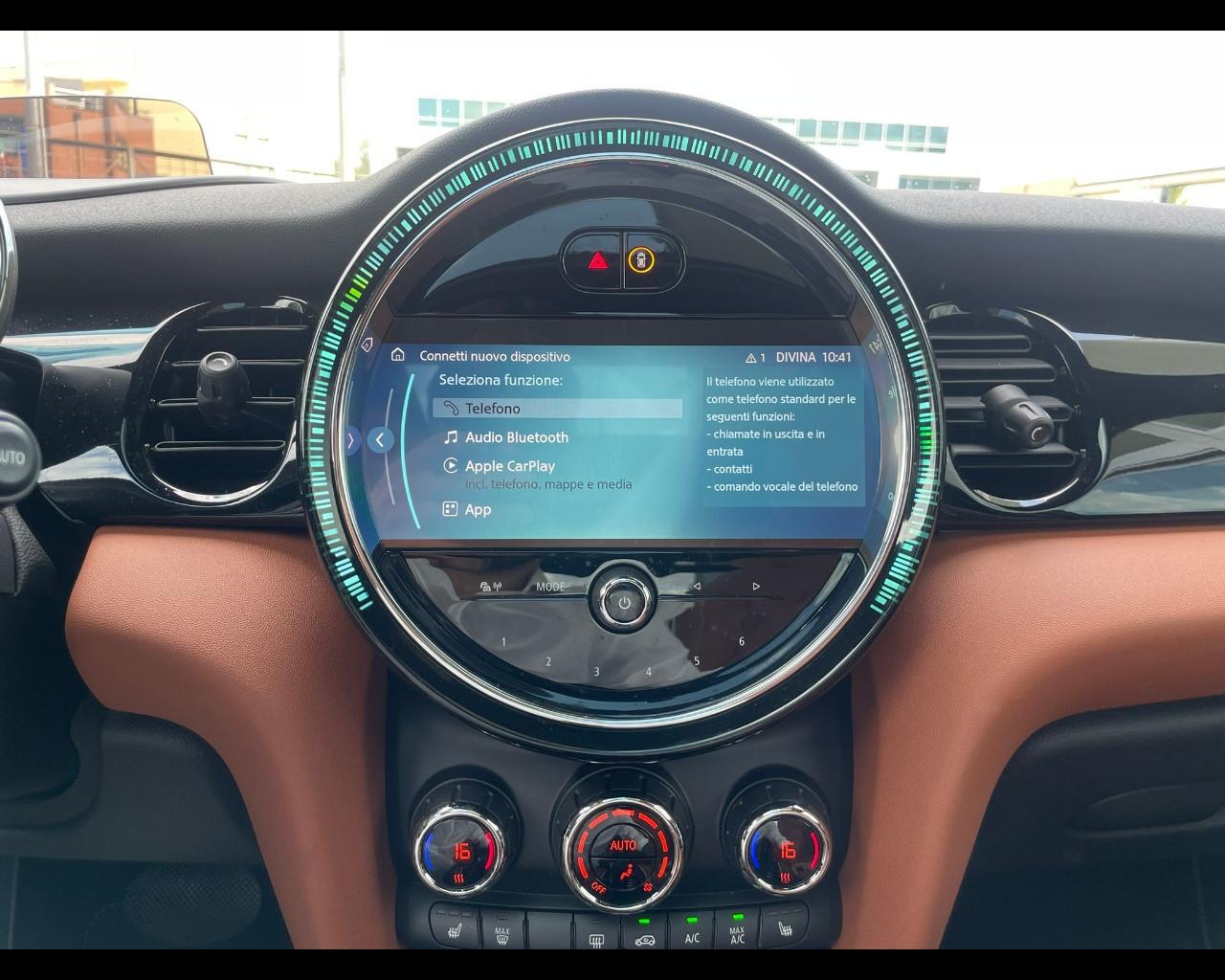 MINI Mini 4ª serie (F56) - Mini 1.5 Cooper Yours