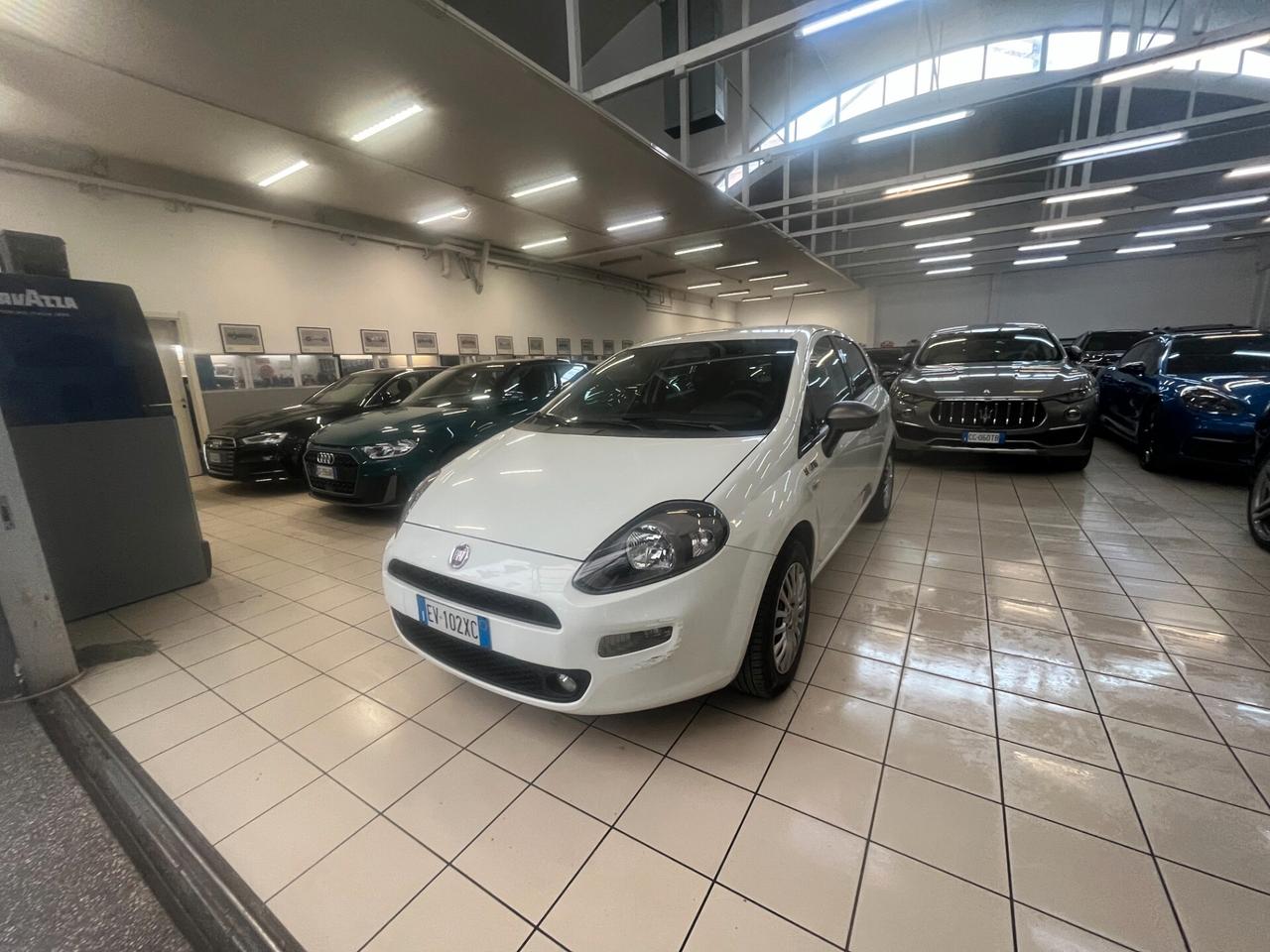 Fiat Punto 1.4 S&S 8V 5 porte Street