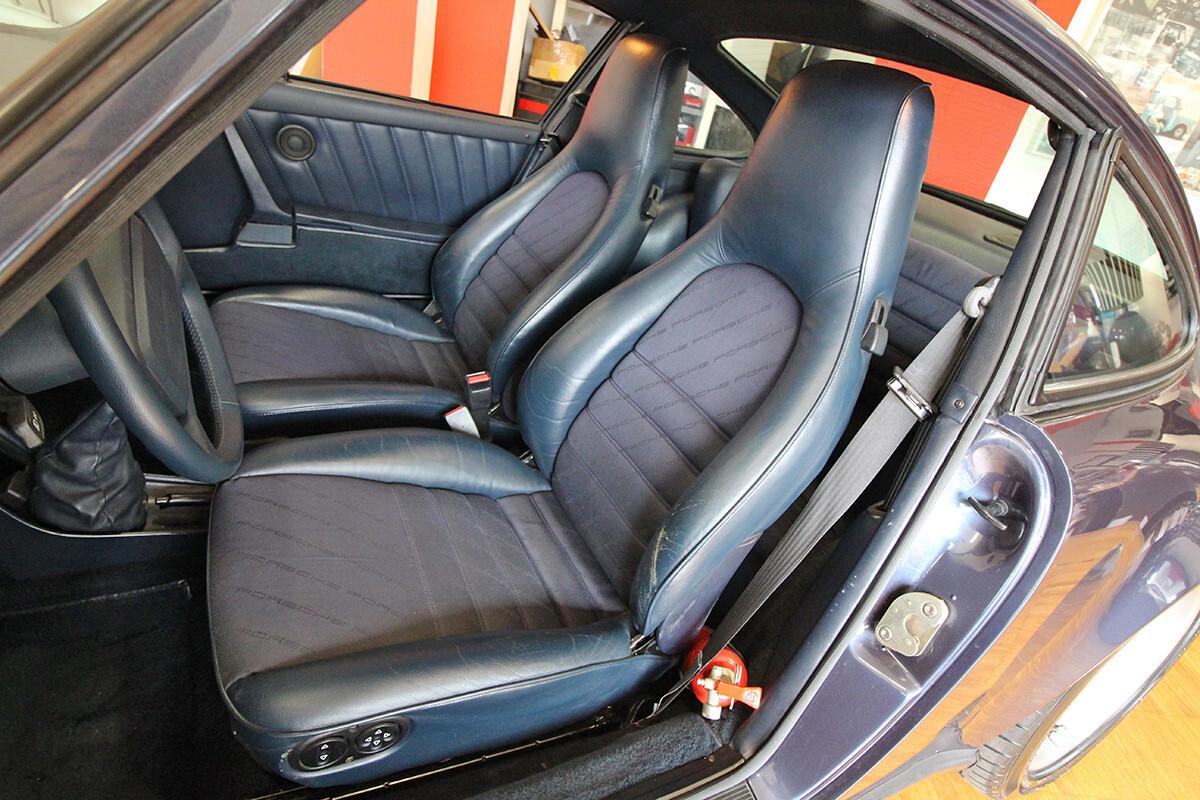 Porsche 911 Carrera 3.2 Coupé