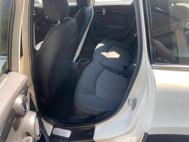 Mini Cooper D Mini Cooper D COOPER D 1.5 85KW 116 CV GUIDABILE DA NEOPATENTATI!!