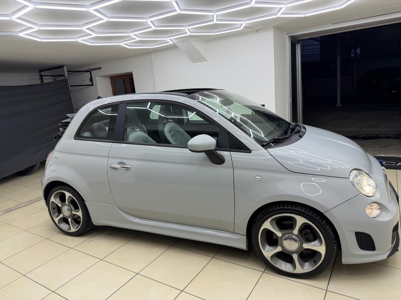 Abarth 500 C 1.4 Turbo T-Jet MTA