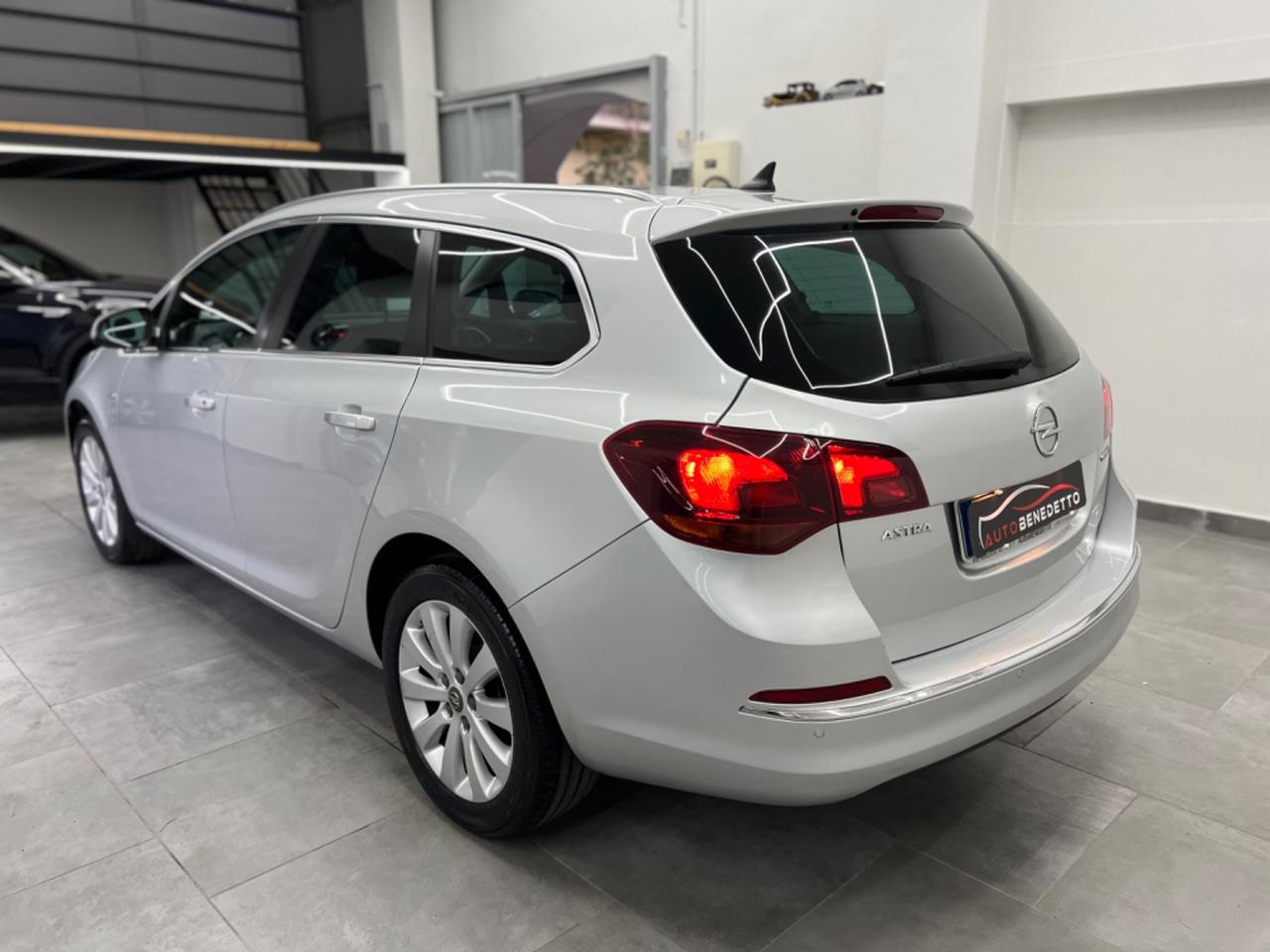 Opel Astra 1.6 CDTI E Sports Tourer 2015