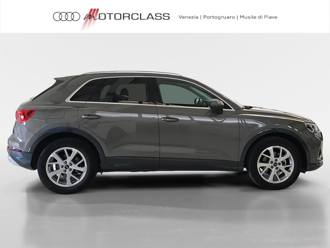 Audi Q3 35 2.0 tdi business advanced
