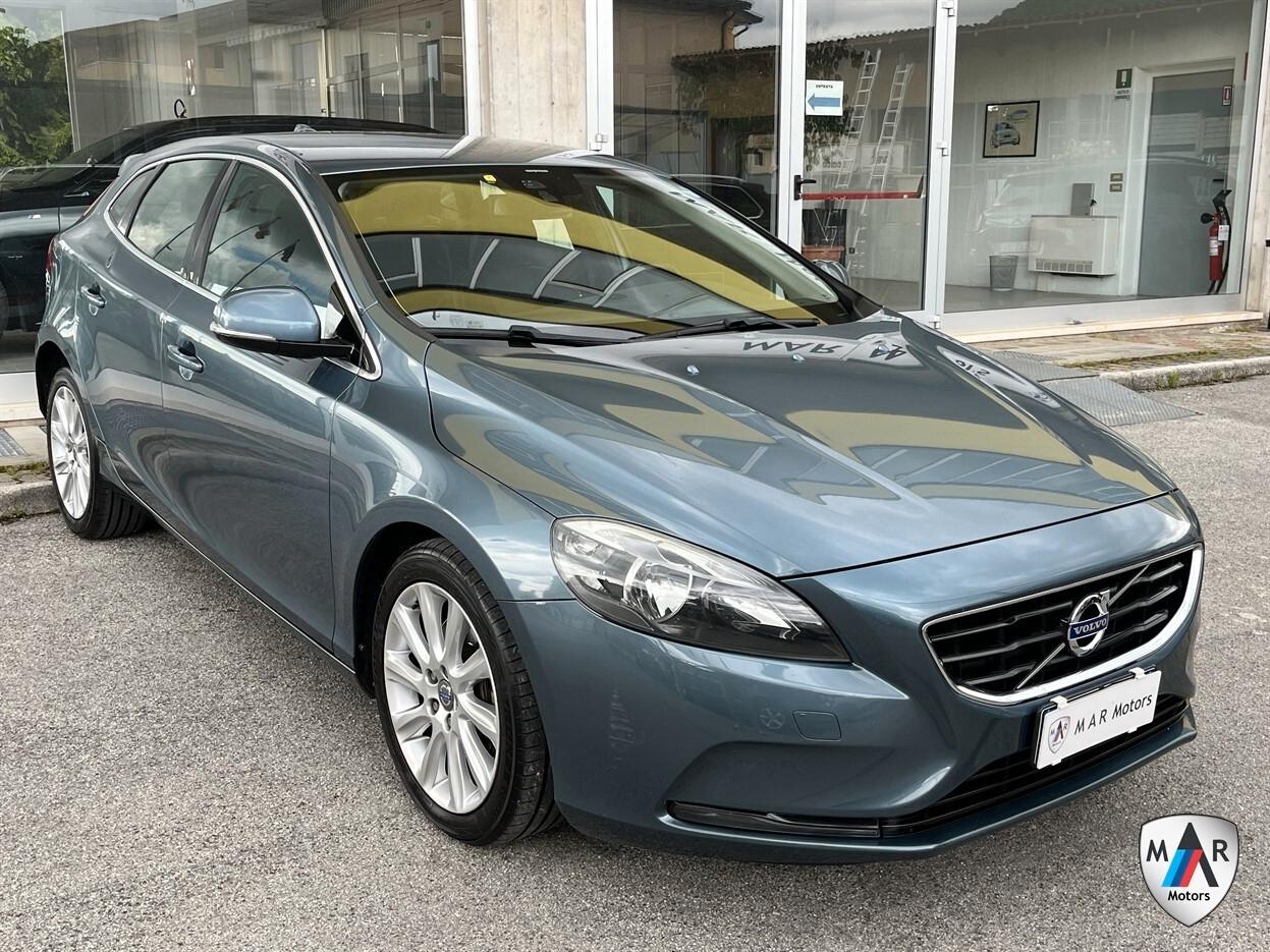 Volvo V40 D3 Geartronic Momentum