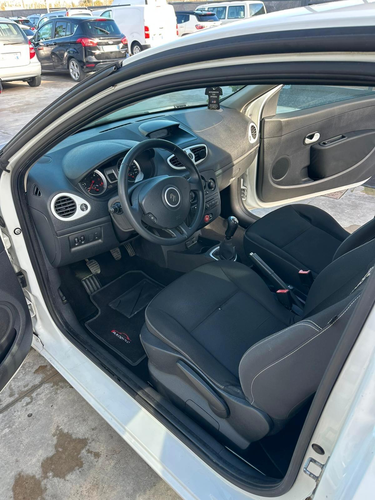 Renault Clio 1.5 dCi 75CV 3 porte Dynamique