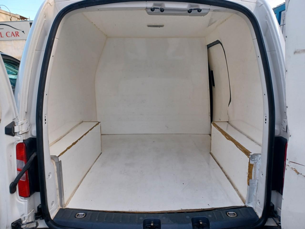 Volkswagen Caddy 1.6 TDI ANNO 2015