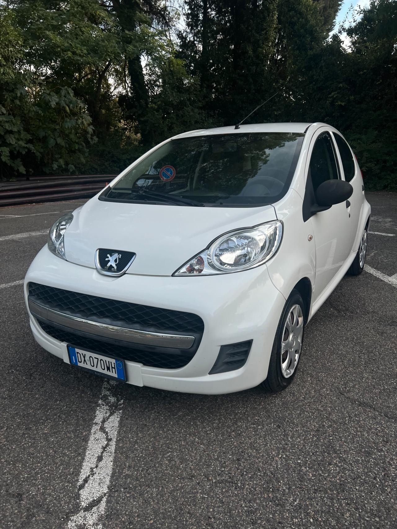 ADATTA PER NEOPATENTATI Peugeot 107 1.0 68CV 5p. Desir