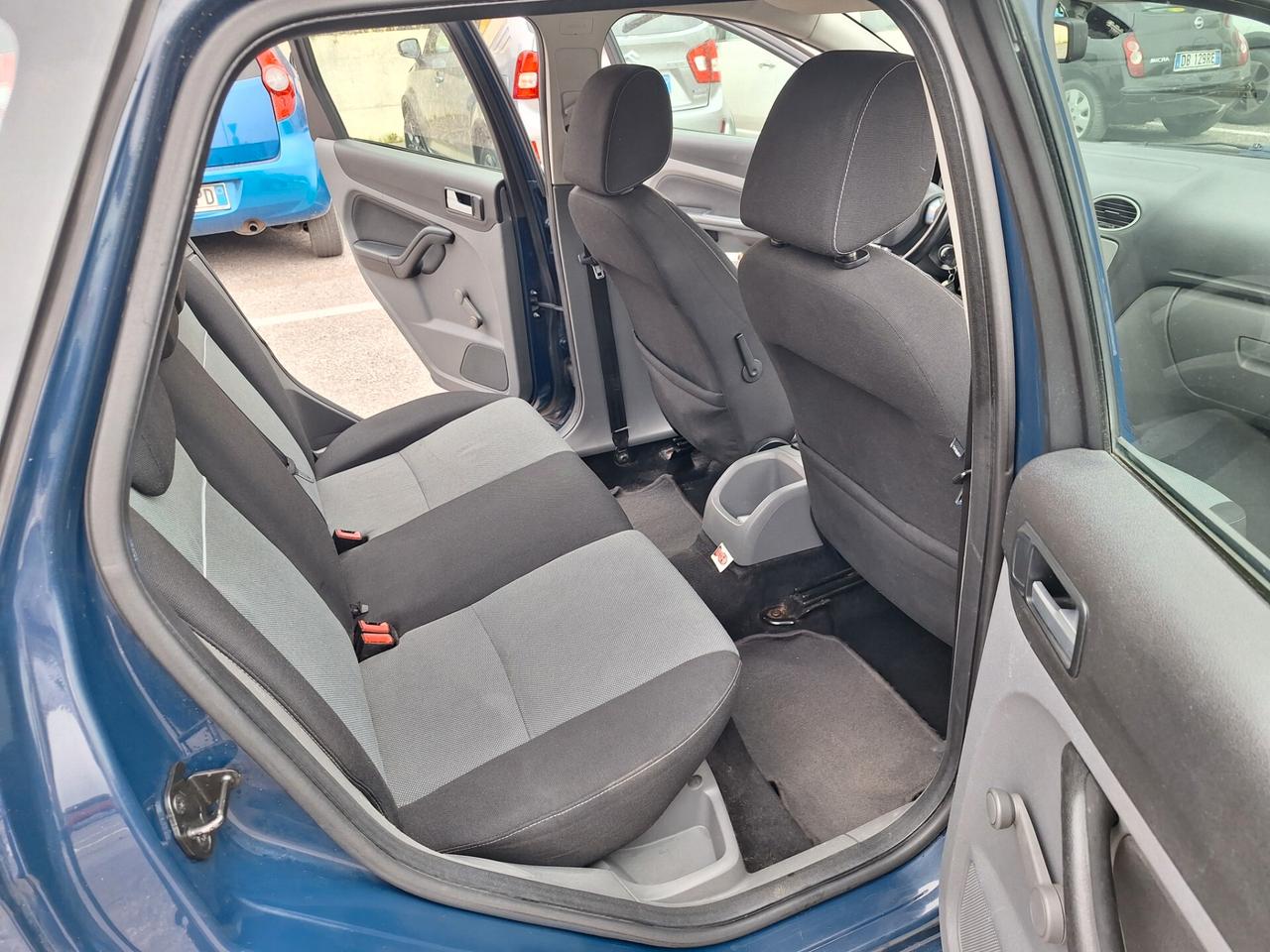 Ford Focus 1.6 TDCi (110CV) SW ECOnetic CARROZZERIA DA RIVEDERE NEOPATENTATI