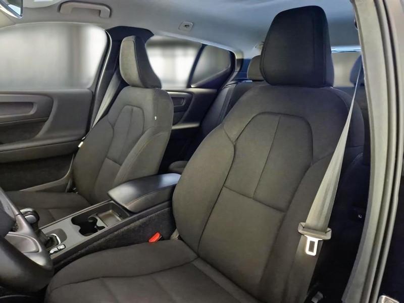 VOLVO XC40 T2 BUSINESS 5 PORTE SUV