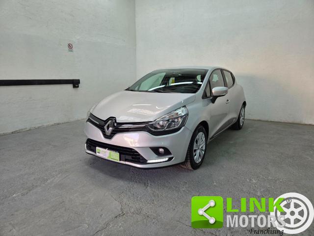 RENAULT Clio TCe 12V 90 CV 5 porte Life GARANZIA NEOPATENTATI
