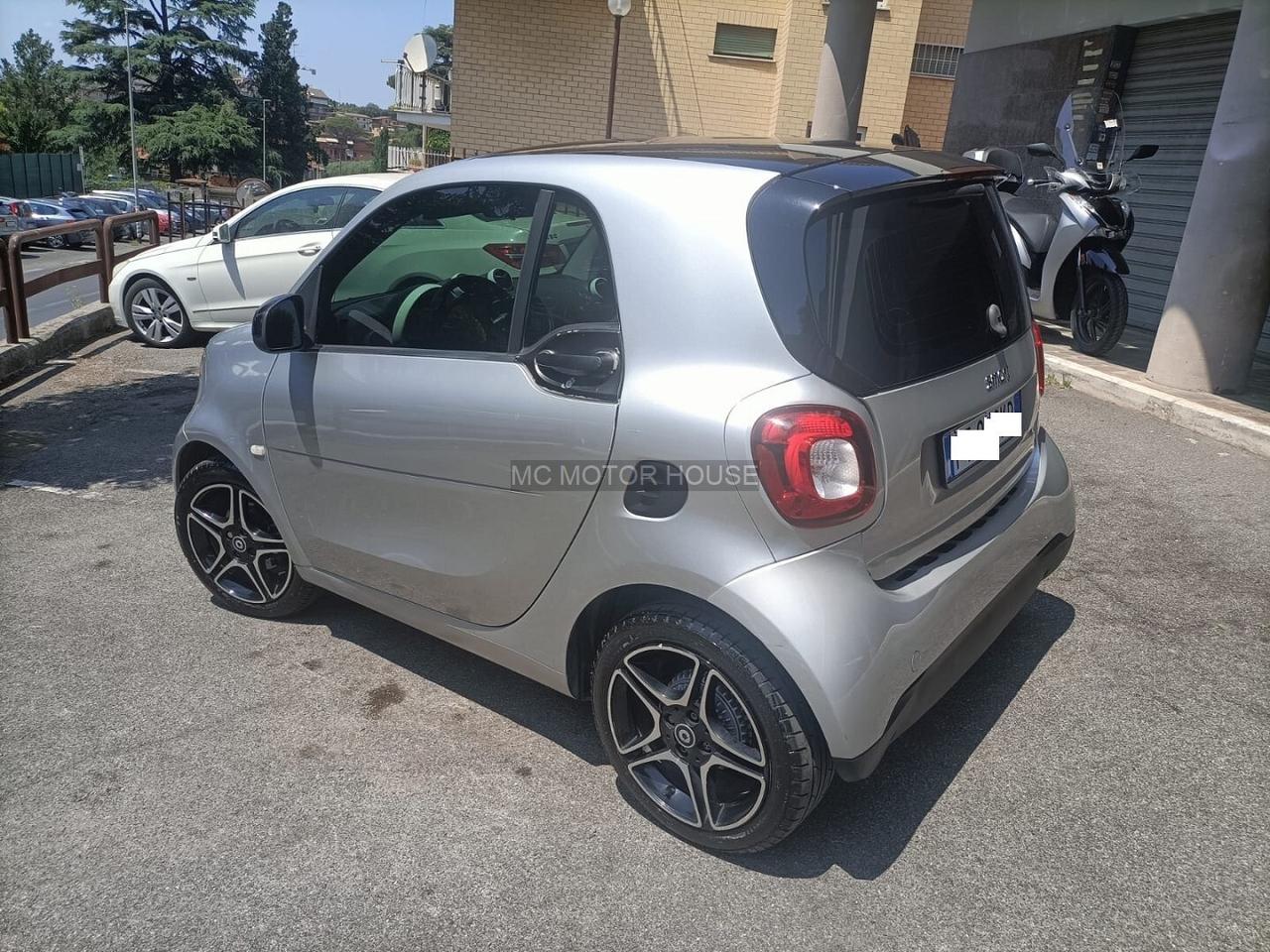 SMART FORTWO BENZINA FULL OPT *NEOPATENTATI* RATE