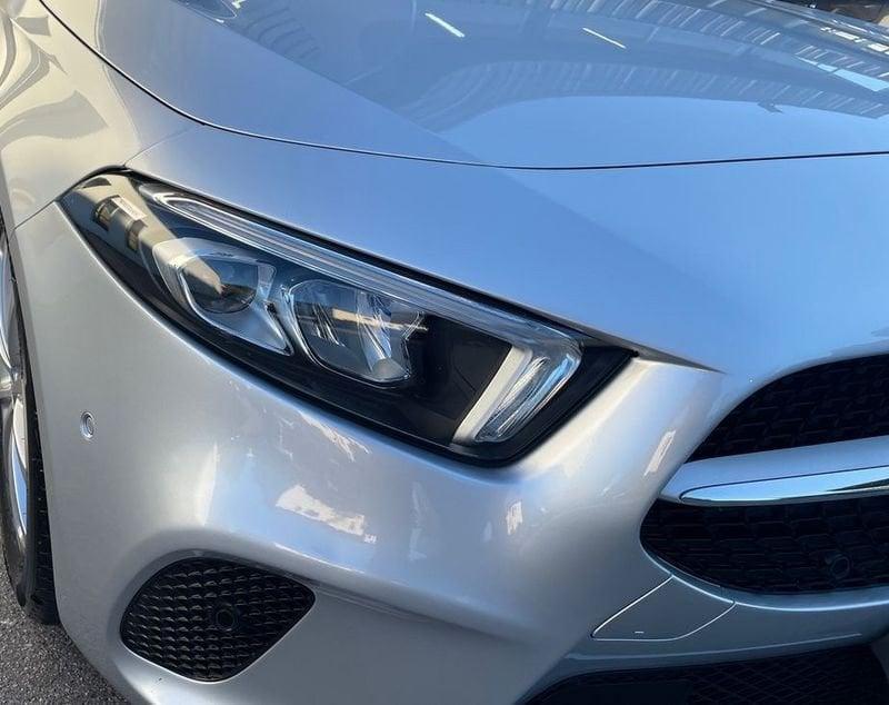 Mercedes-Benz Classe A A 180 d Sport auto