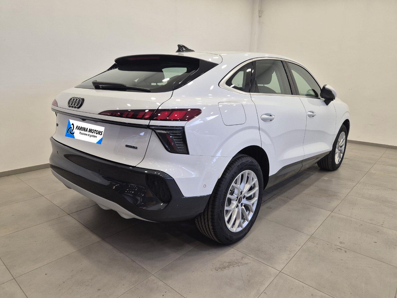 Audi Q3 SPB Sportback 2.0 tfsi quattro 204cv s-tronic