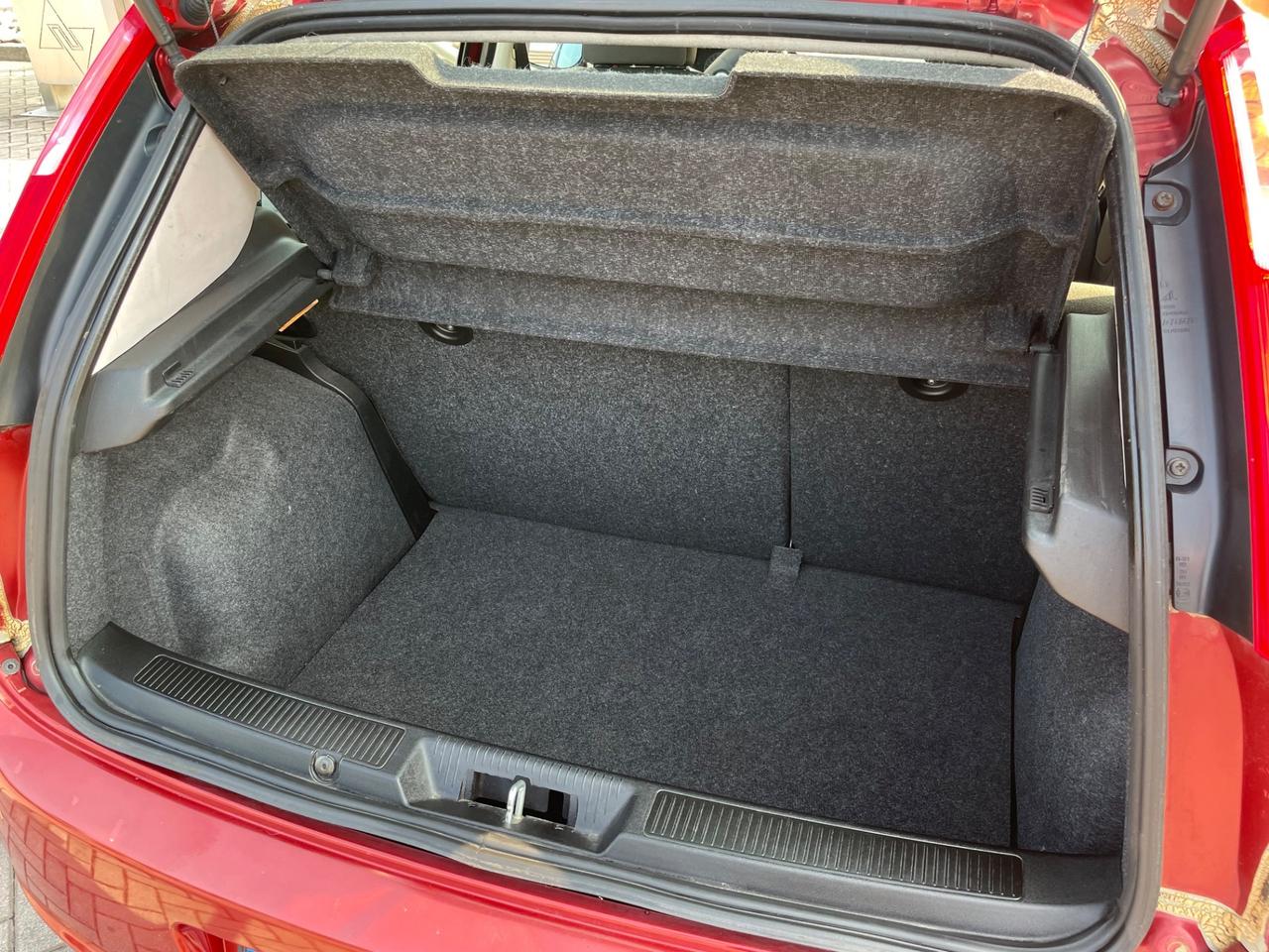 Fiat Grande Punto 1.4 *SOLO 84000 KM*
