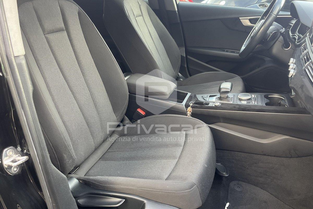 AUDI A4 2.0 TDI 150 CV S tronic Business