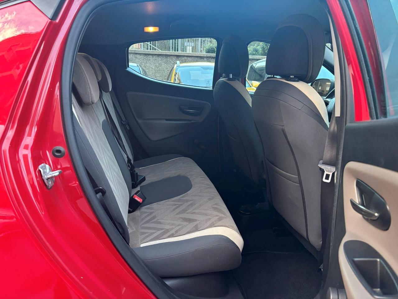 Lancia Ypsilon 1.2 69 CV 5 porte Platinum PREZZO REALE