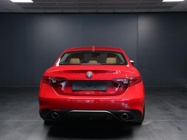 ALFA ROMEO Giulia 2.2 Turbodiesel 210 CV AT8 AWD Q4 Veloce
