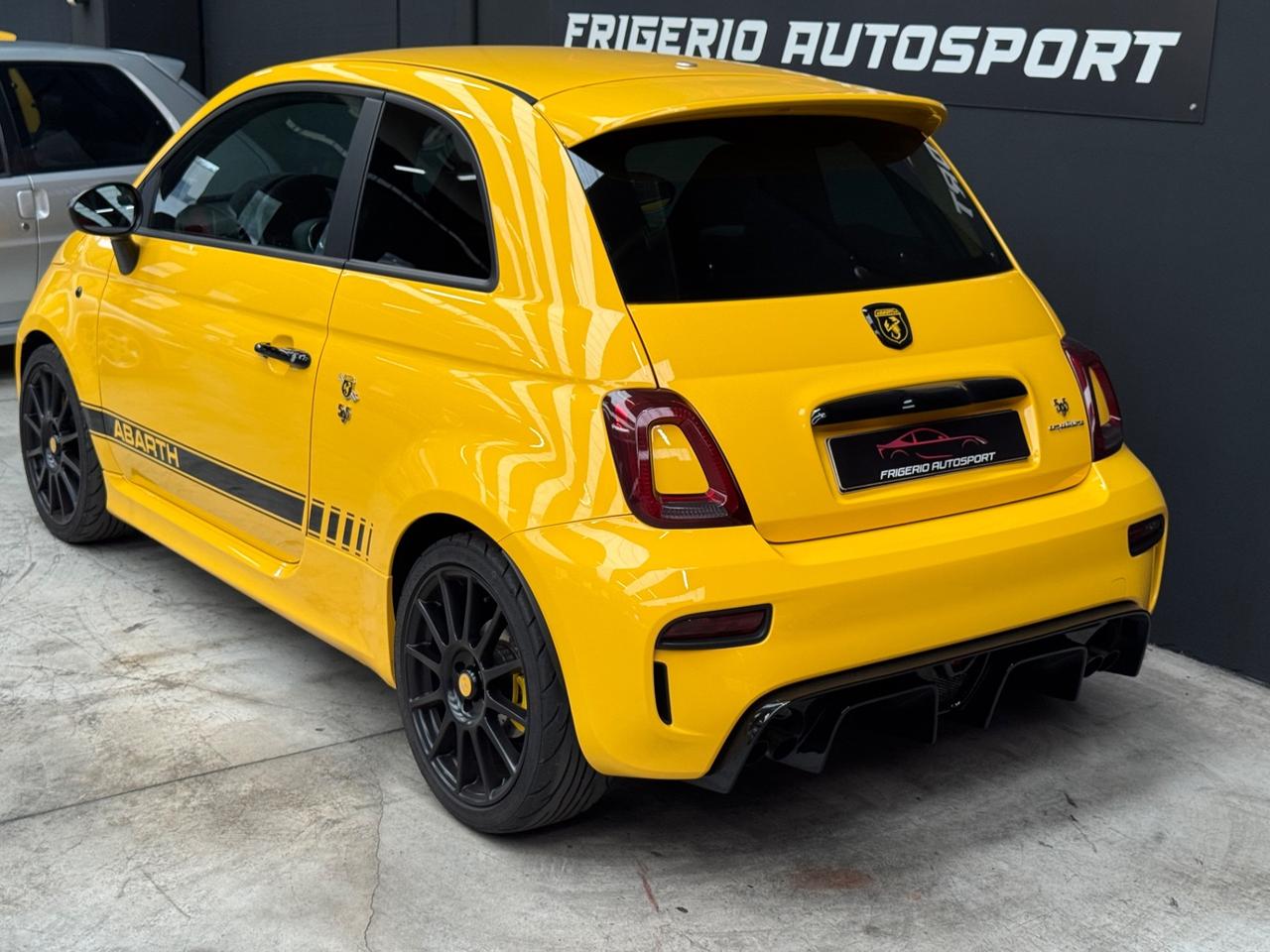 Abarth 595 1.4 Turbo T-Jet 180 CV Competizione