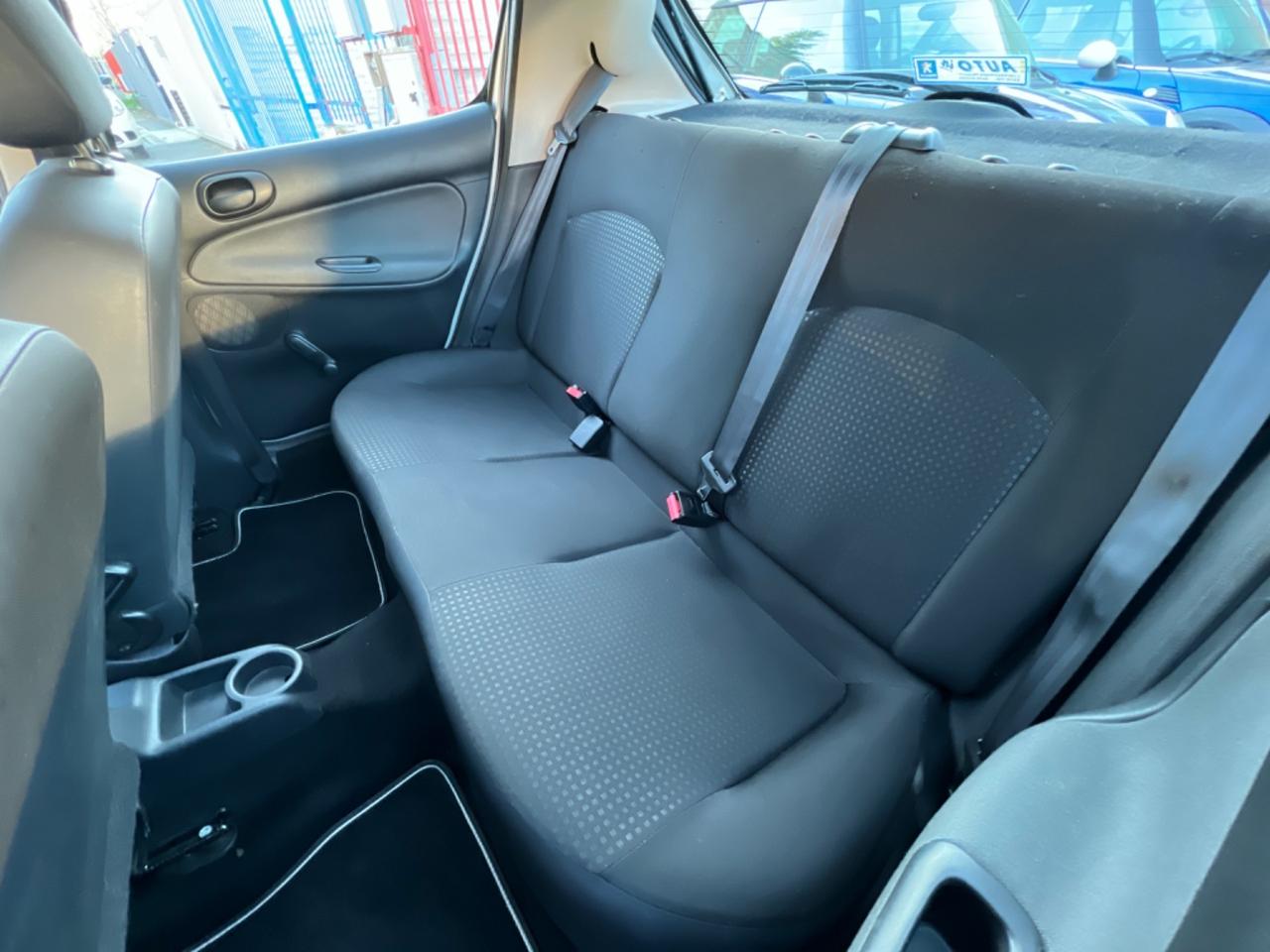 Peugeot 206 CON 12 MESI DI GARANZIA INCLUSI NEL PREZZO