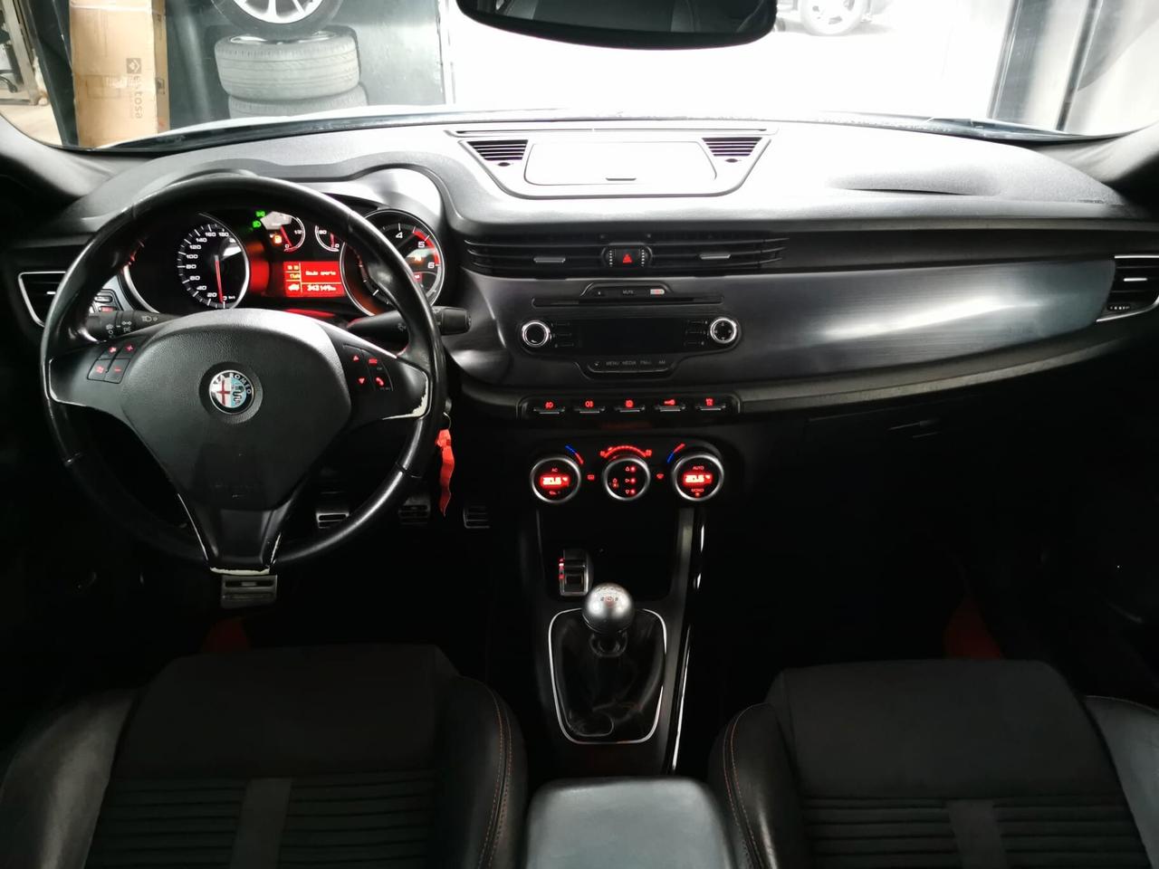 Alfa Romeo Giulietta 2.0 JTDm-2 Distinctive GARANZIA 12 MESI