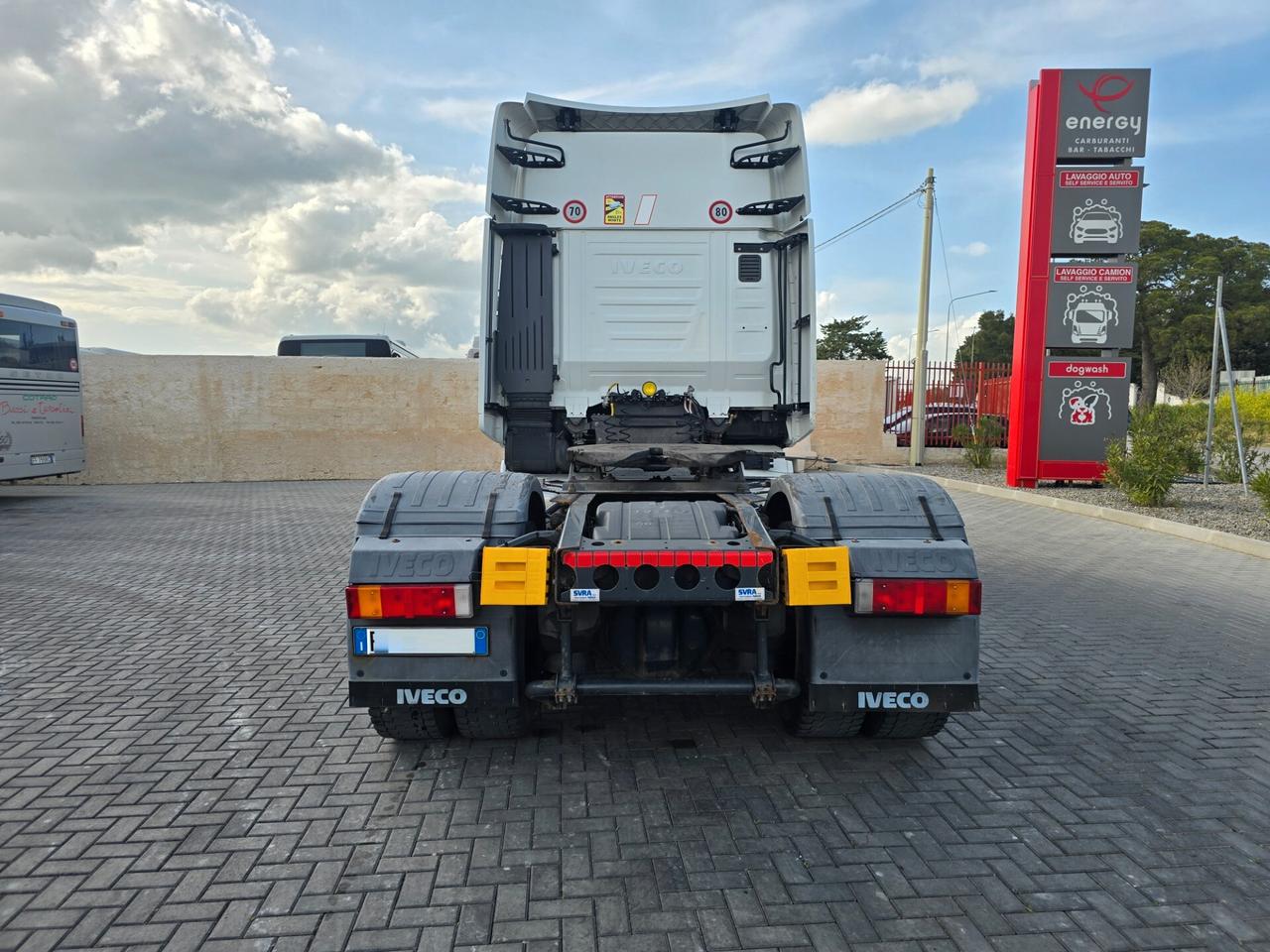 IVECO STRALIS HI-WAY 460 2017