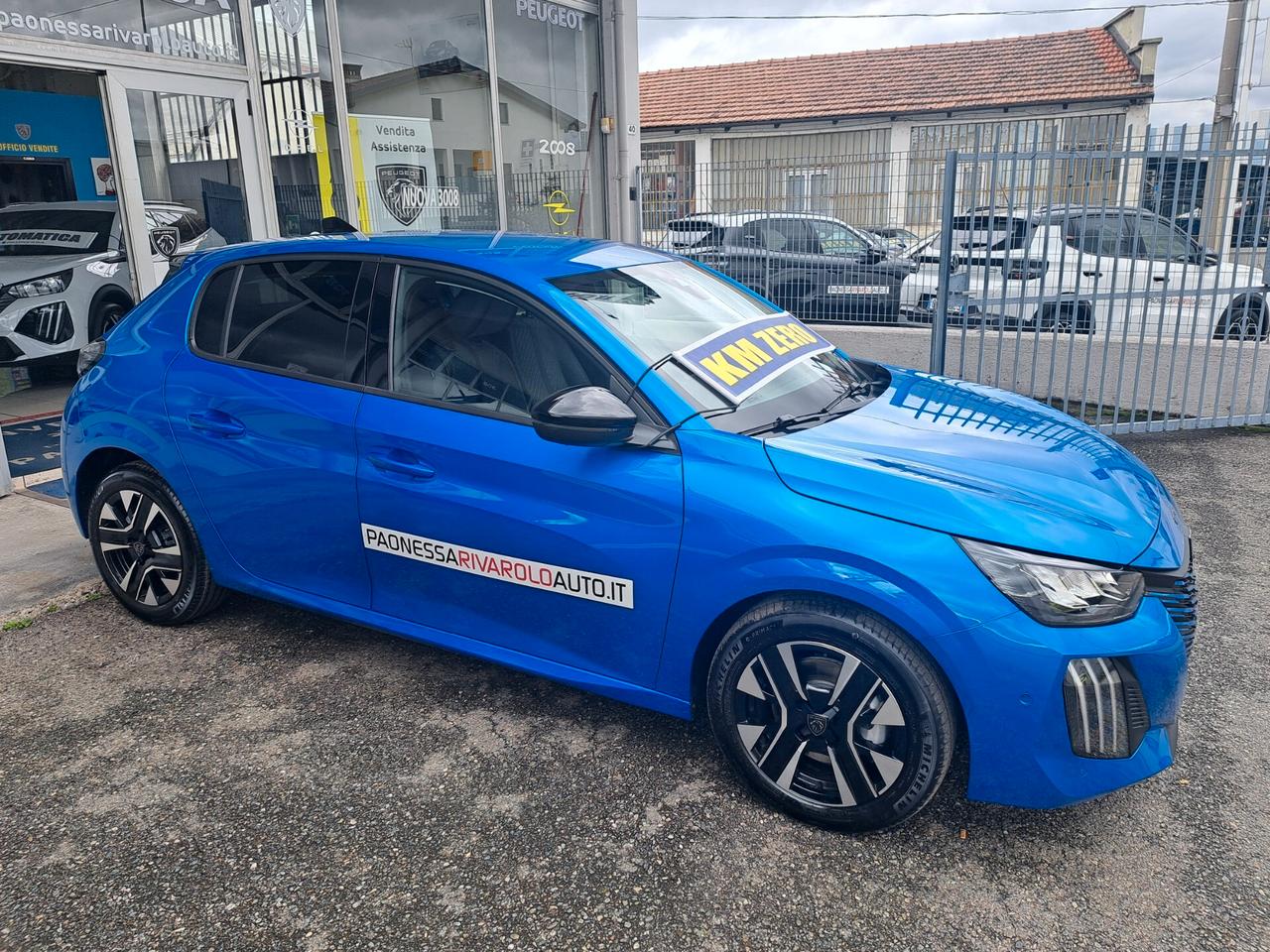 Peugeot 208 KM/0 ALLURE 100 CV NEOPATENTATI, NO OBBLIGO FINANZIARIO !!