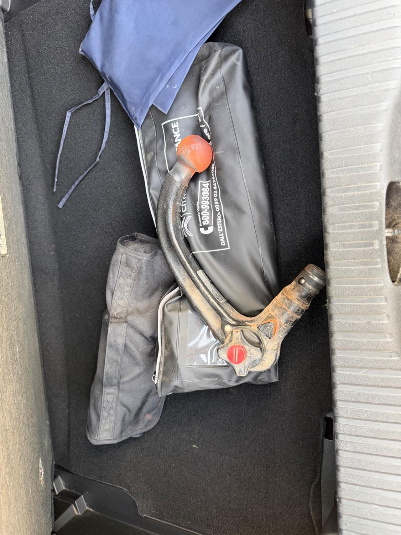 Citroen C3 1.6DIESEL GANCIO DI TRAINO