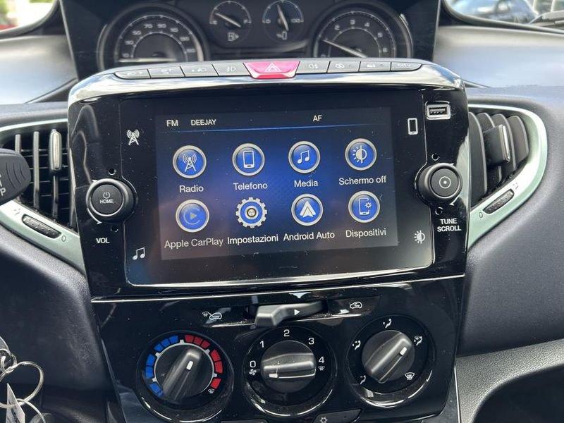 Lancia Ypsilon 1.0 FireFly Hybrid Silver 5p PROMO