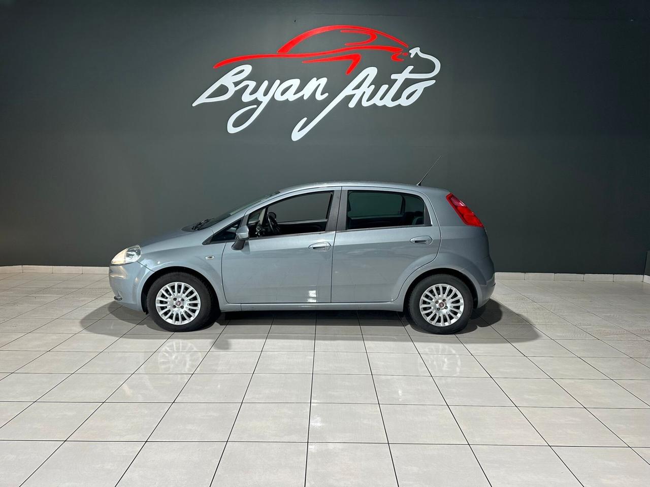 Fiat Grande Punto Grande Punto 1.6 MJT DPF 5 porte Emotion