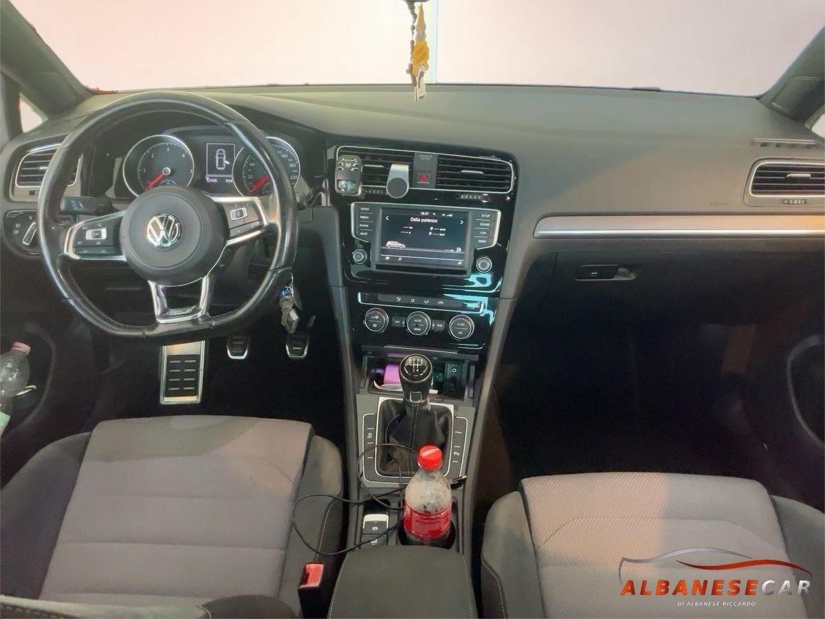Volkswagen Golf 1.6 TDI 110 CV 5p. R LINE